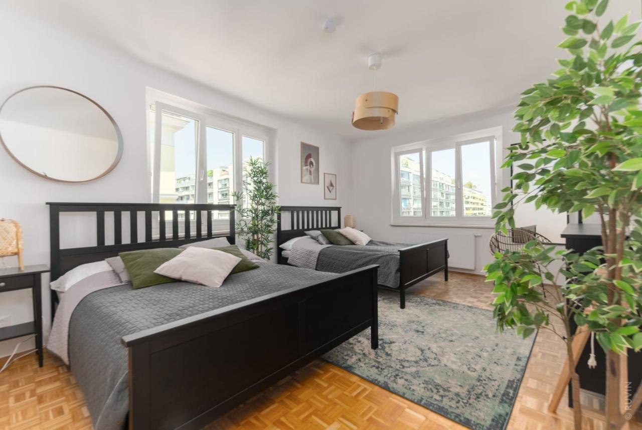 King Bed Home, 3 Bed Rooms, Perfect For Long Term Stay Wien Eksteriør bilde
