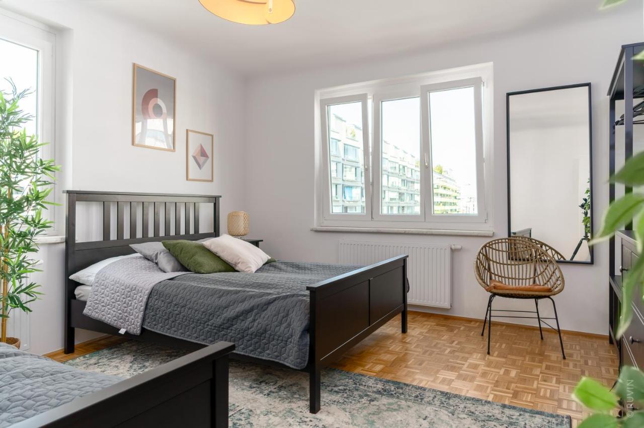 King Bed Home, 3 Bed Rooms, Perfect For Long Term Stay Wien Eksteriør bilde