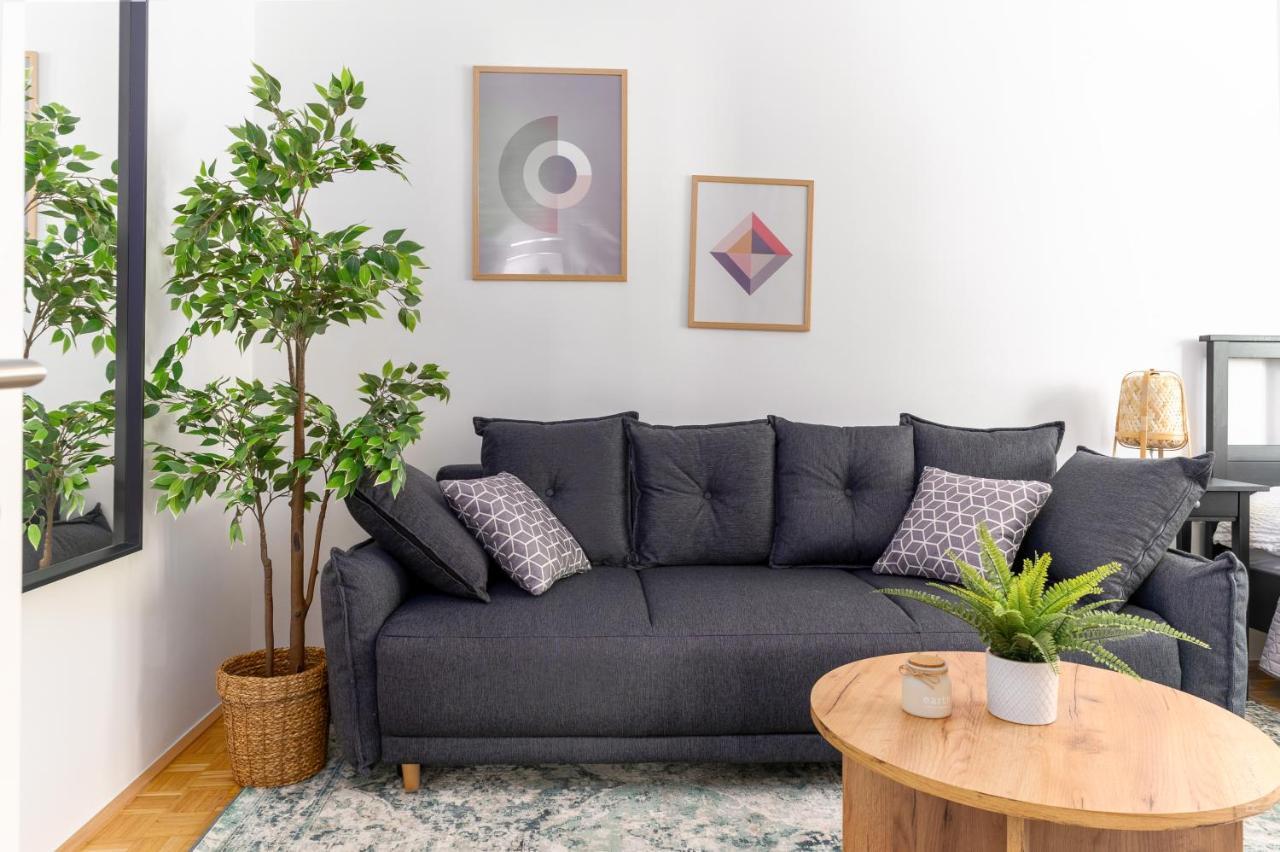 King Bed Home, 3 Bed Rooms, Perfect For Long Term Stay Wien Eksteriør bilde